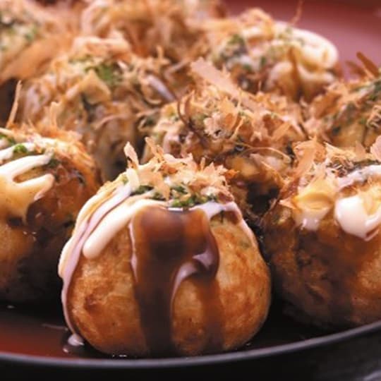 8 Stück Takoyaki mit großem Oktopus