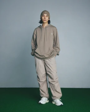 LOOKBOOK 1 - VISUAL 4